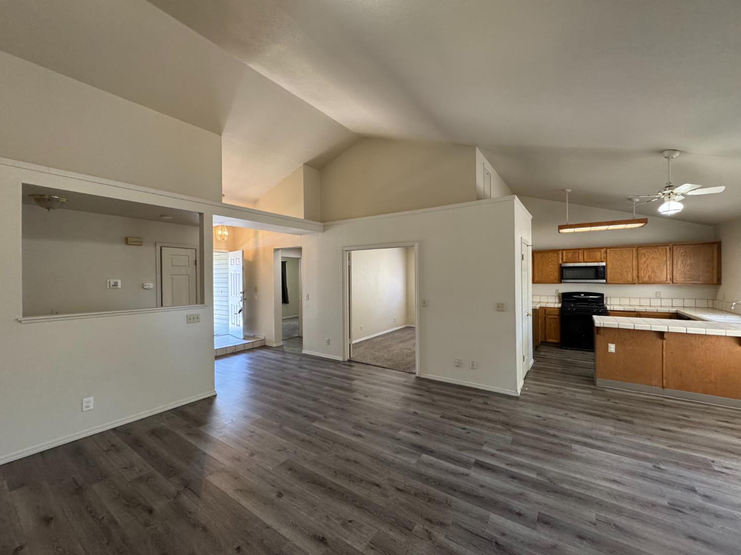 1900 Temescal Dr, Modesto, CA 95355