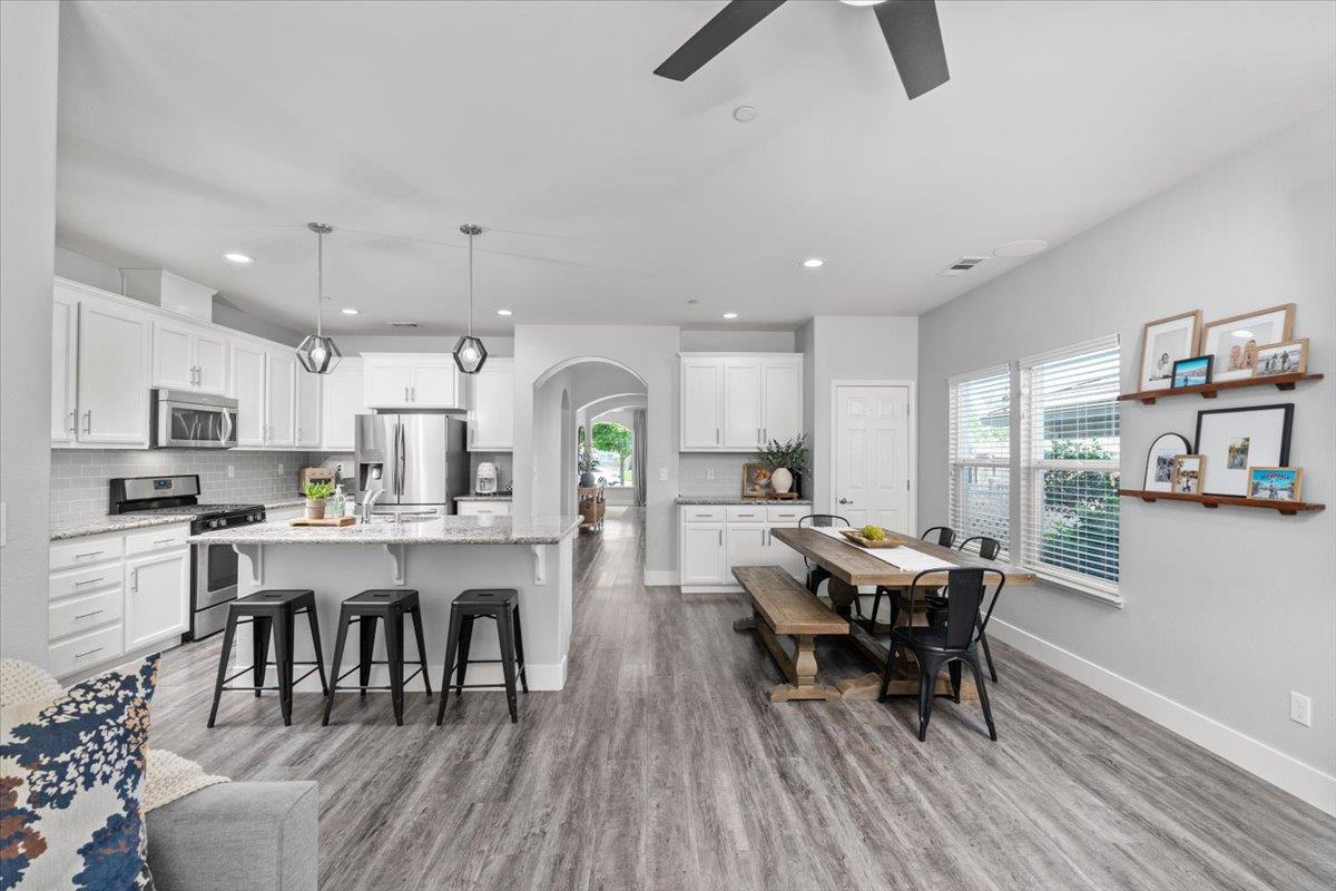 437 Silver Ridge Ct, Oakdale, CA 95361