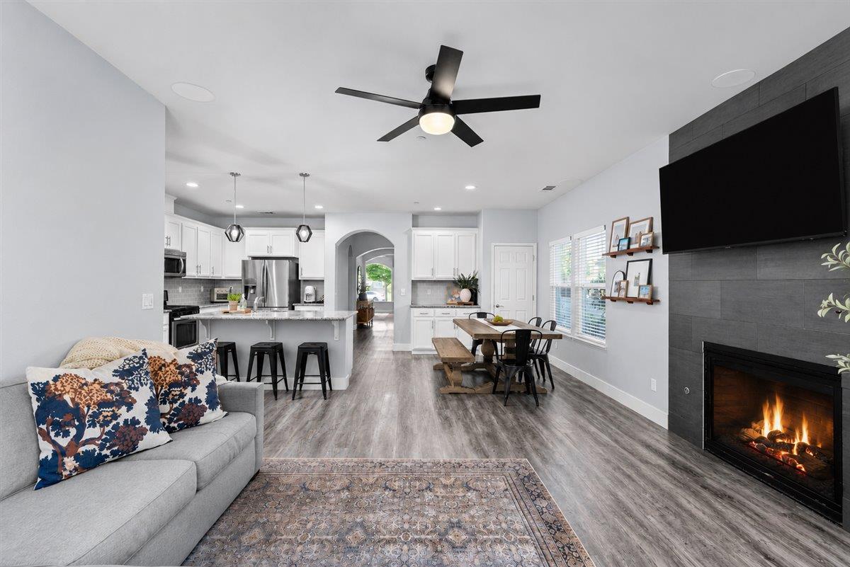 437 Silver Ridge Ct, Oakdale, CA 95361