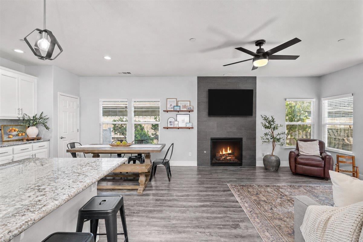 437 Silver Ridge Ct, Oakdale, CA 95361
