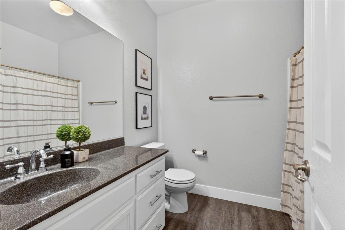 437 Silver Ridge Ct, Oakdale, CA 95361