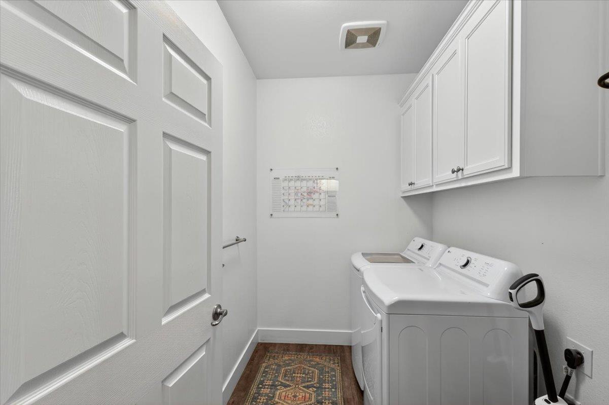 437 Silver Ridge Ct, Oakdale, CA 95361
