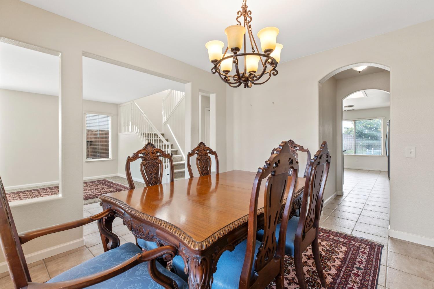 2135 Fountain Square Ave, Manteca, CA 95337