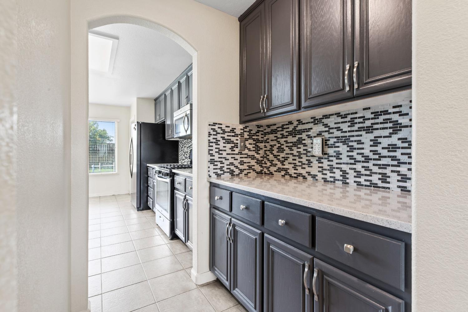 2135 Fountain Square Ave, Manteca, CA 95337