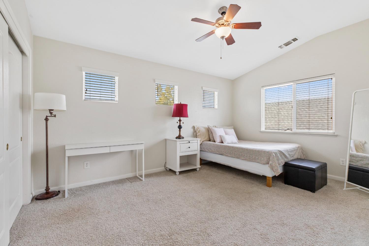 2135 Fountain Square Ave, Manteca, CA 95337
