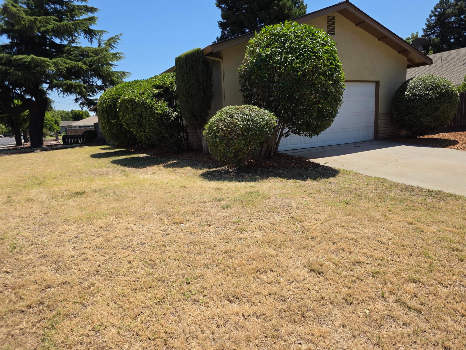 3712 E Orangeburg Ave, Modesto, CA 95355