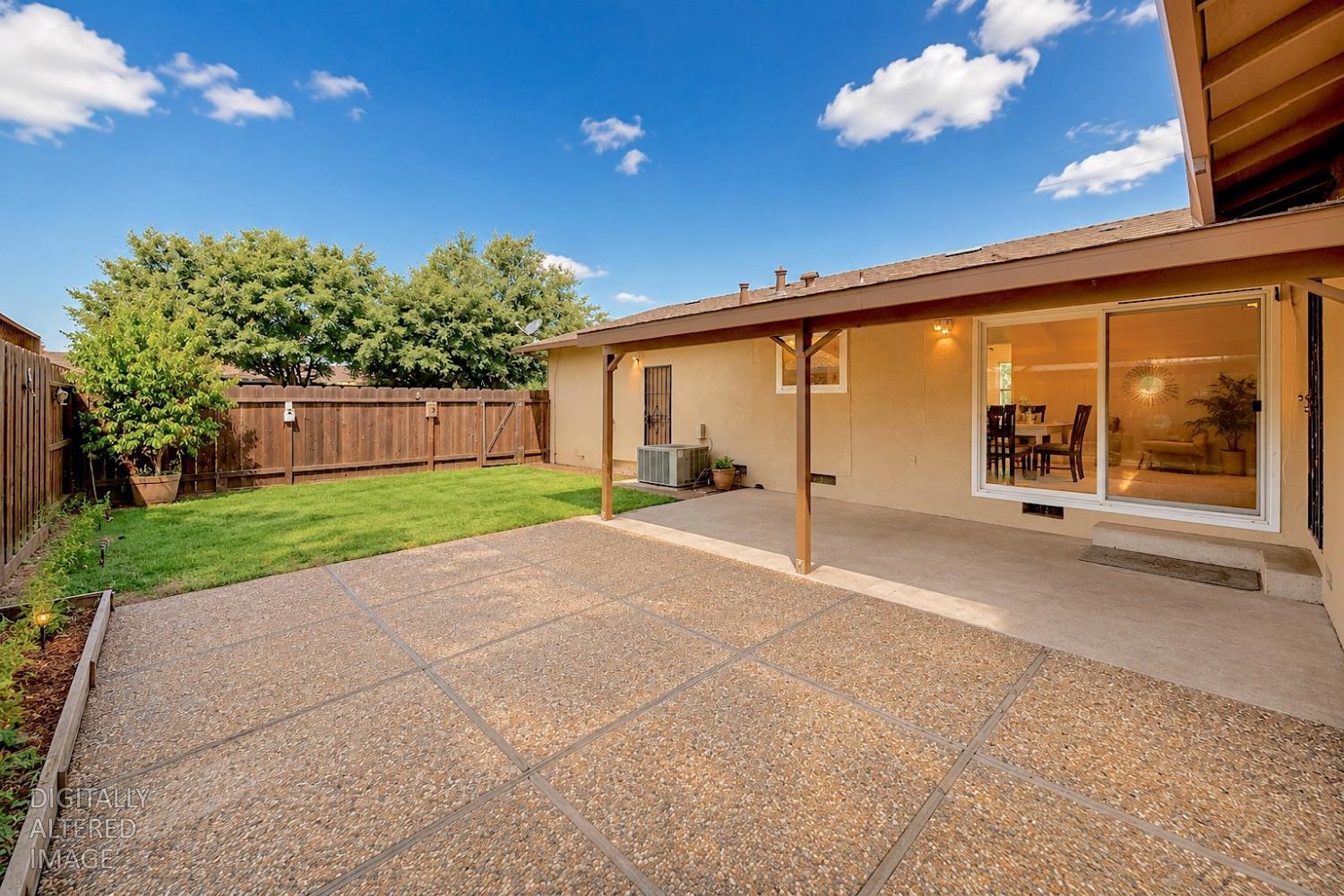 3712 E Orangeburg Ave, Modesto, CA 95355