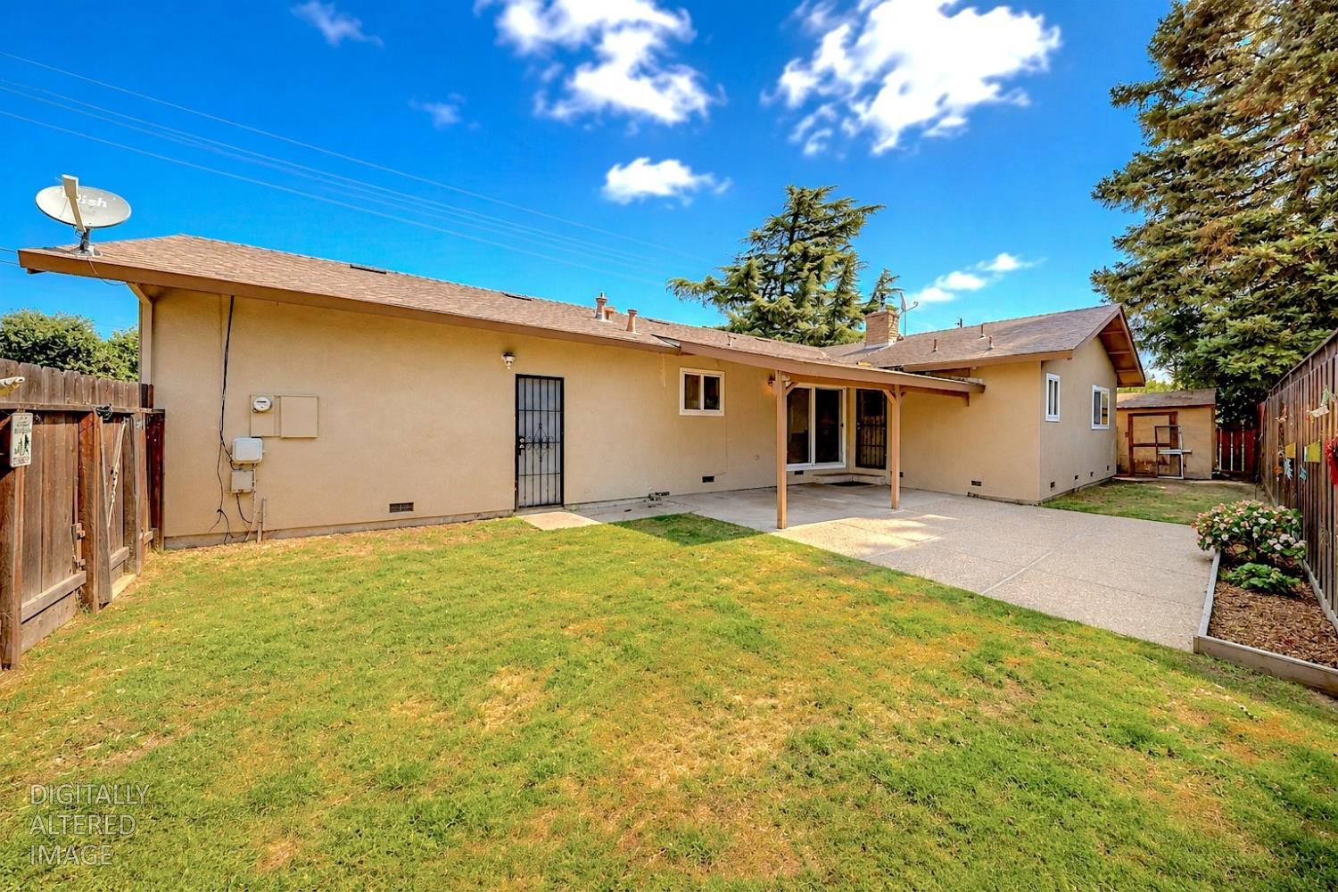 3712 E Orangeburg Ave, Modesto, CA 95355