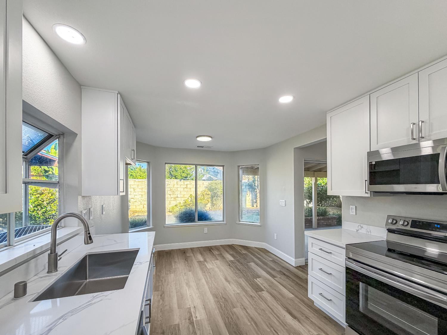4141 Summerfield Dr, Turlock, CA 95382