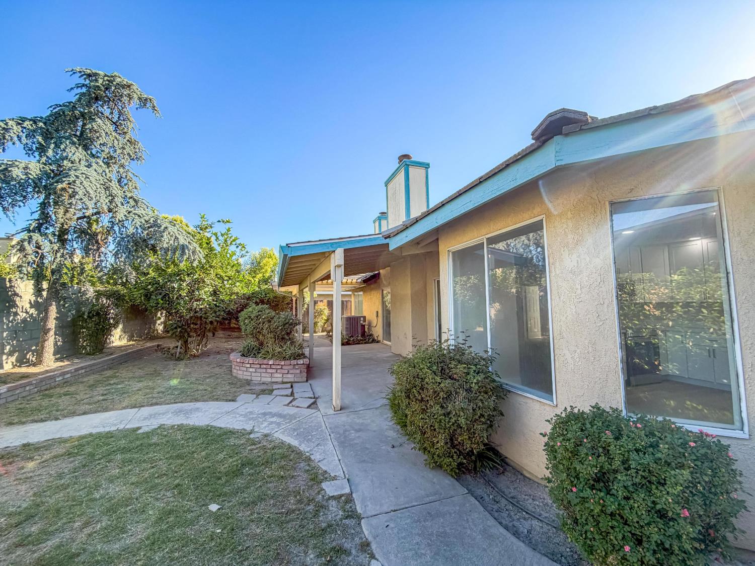 4141 Summerfield Dr, Turlock, CA 95382
