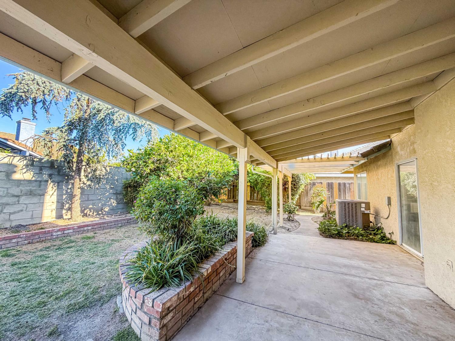 4141 Summerfield Dr, Turlock, CA 95382