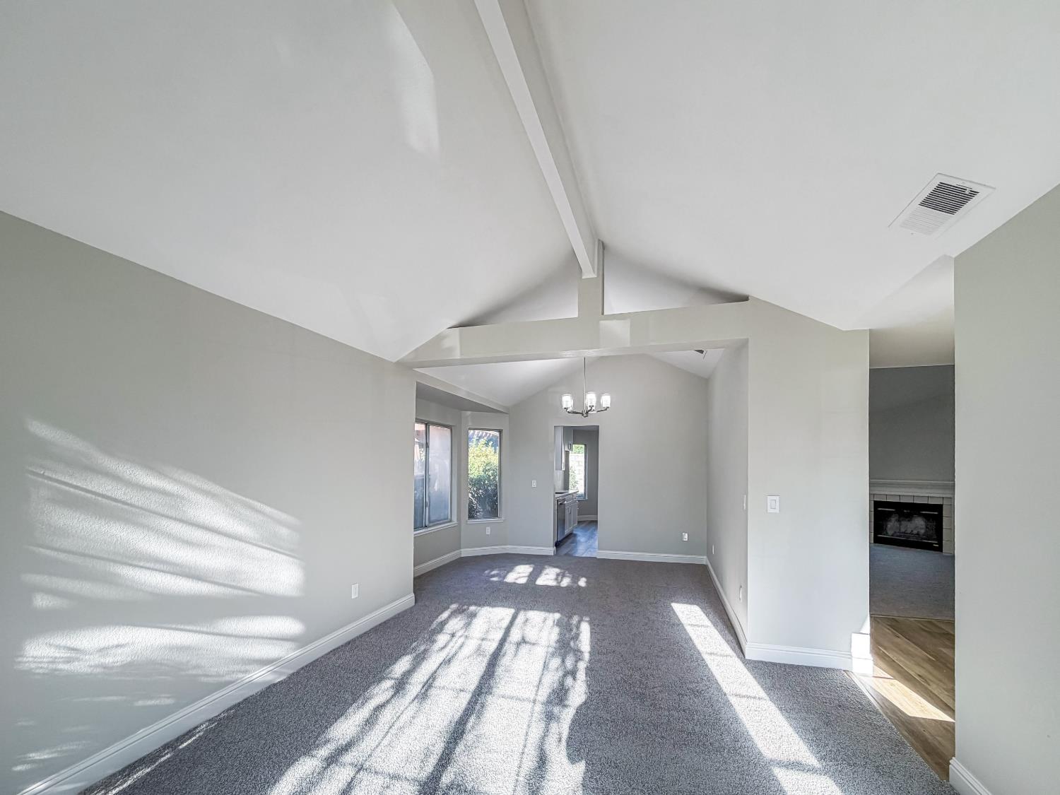 4141 Summerfield Dr, Turlock, CA 95382