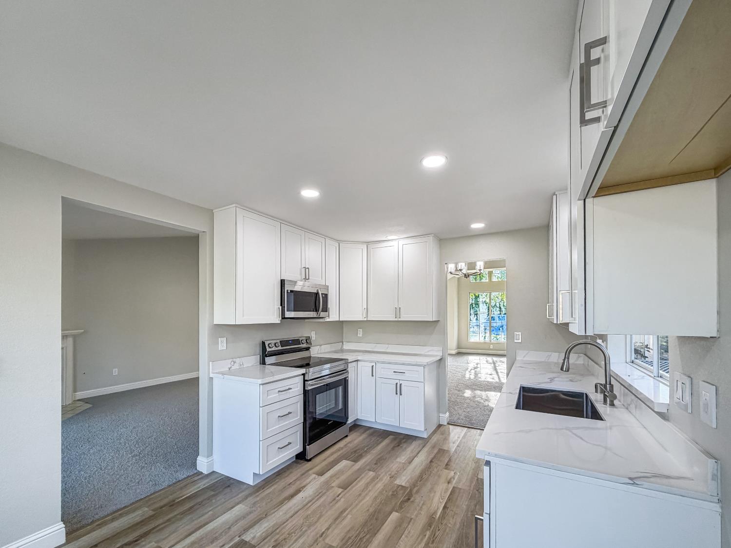 4141 Summerfield Dr, Turlock, CA 95382