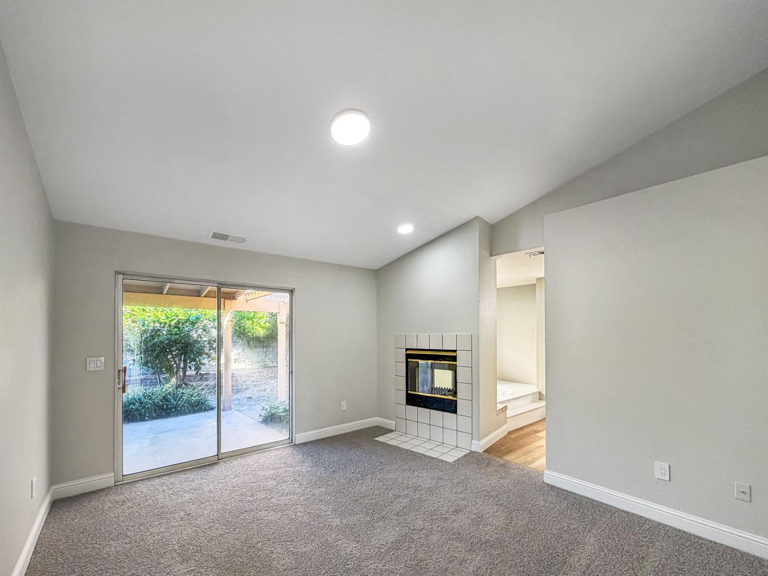 4141 Summerfield Dr, Turlock, CA 95382