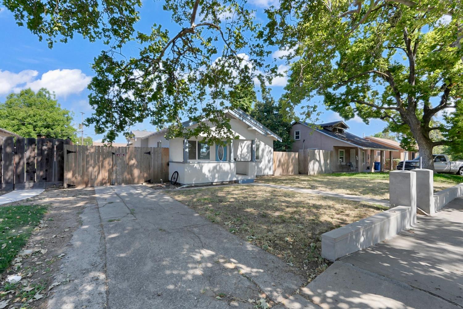 324 S Orange St, Turlock, CA 95380