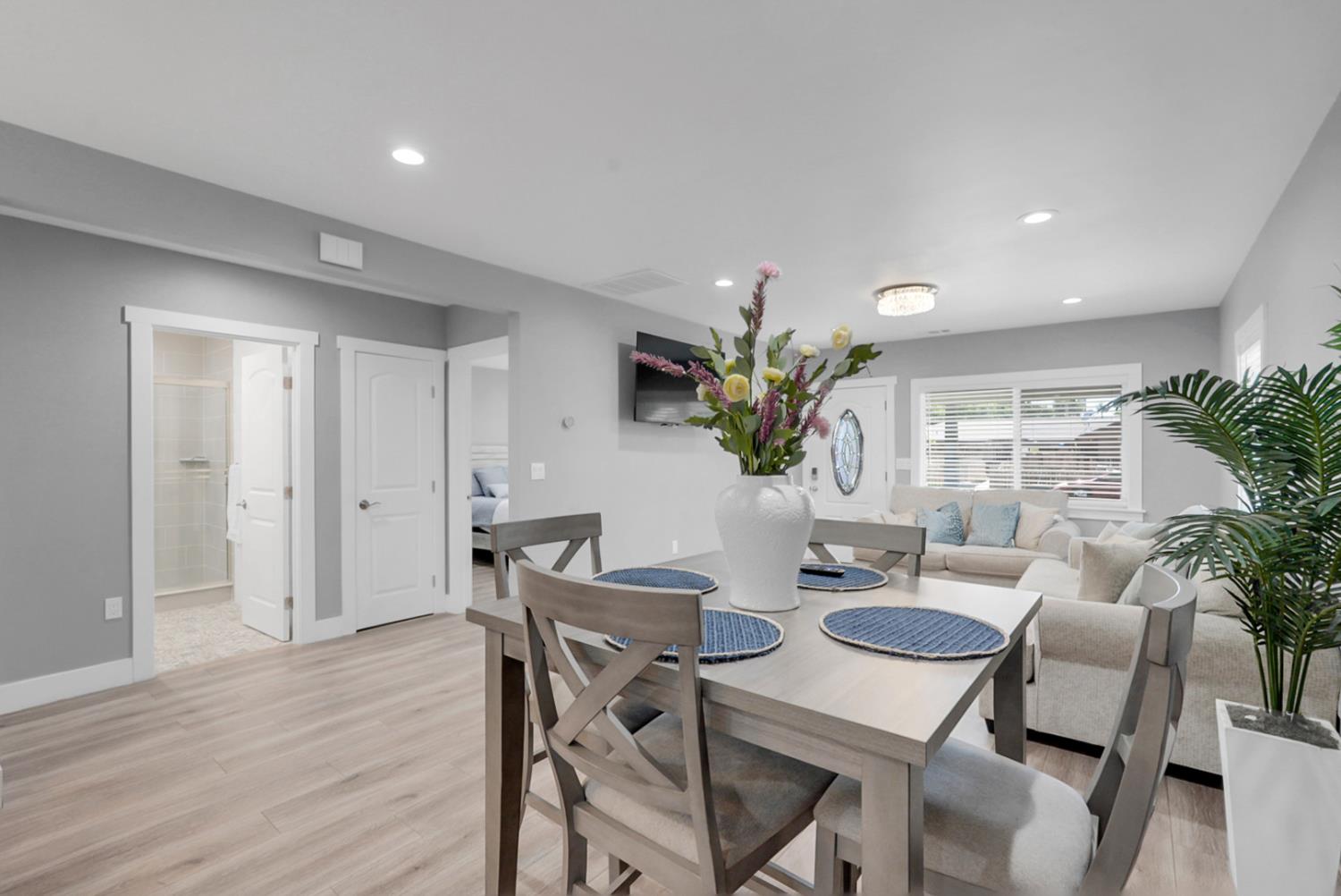 324 S Orange St, Turlock, CA 95380