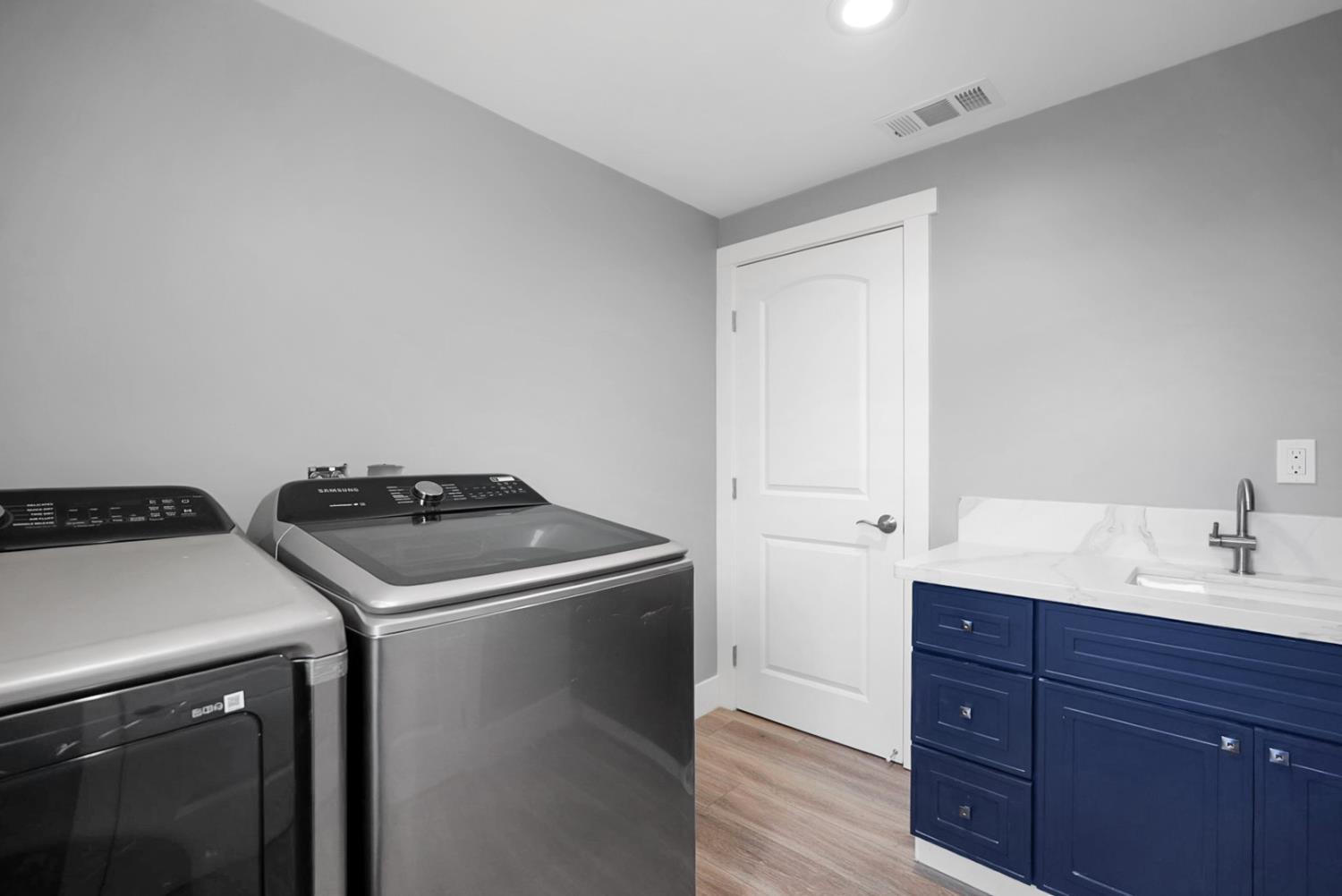 324 S Orange St, Turlock, CA 95380