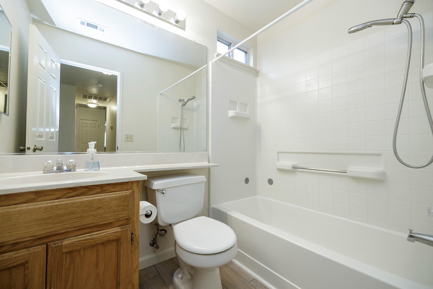 4423 Capurso Dr, Turlock, CA 95382