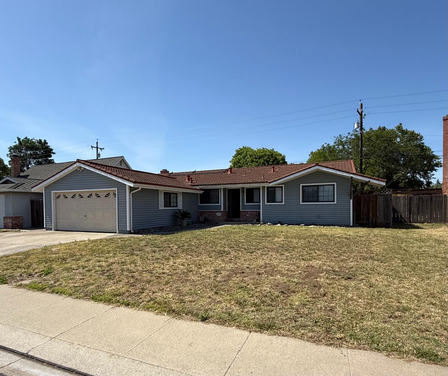 1064 Tioga Way, Manteca, CA 95337