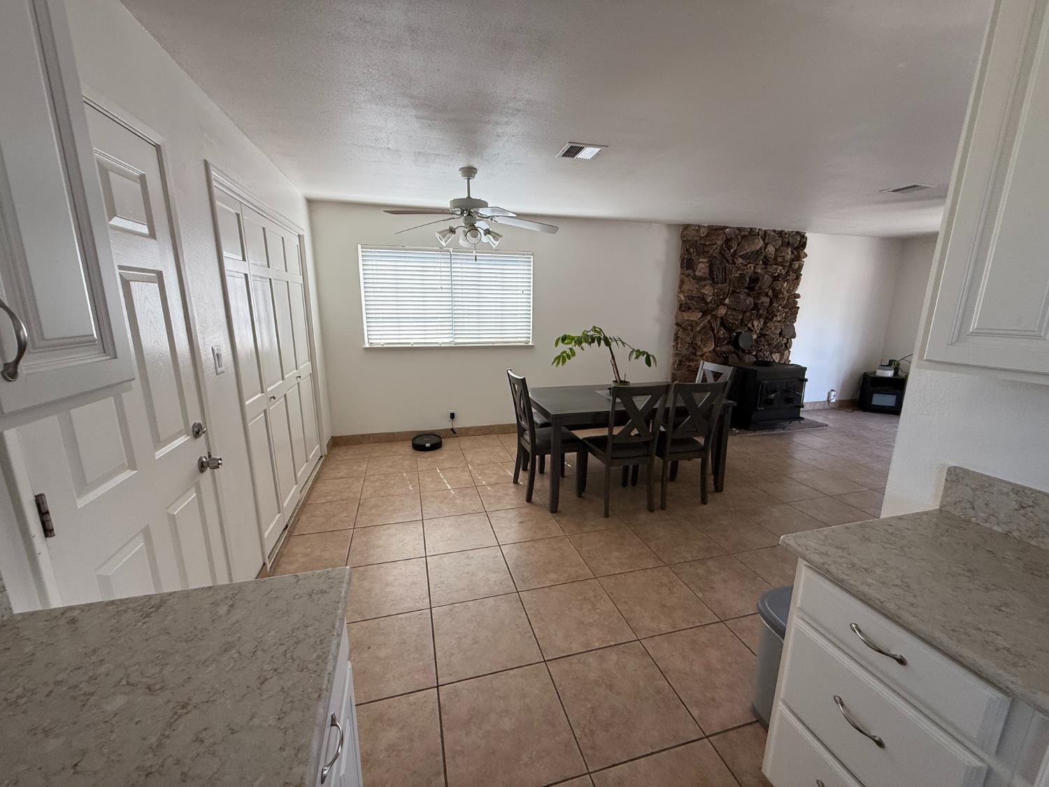 1064 Tioga Way, Manteca, CA 95337