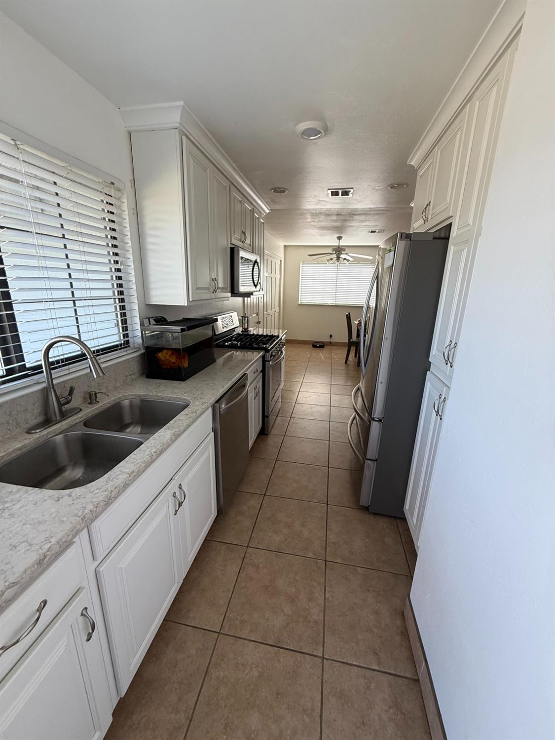 1064 Tioga Way, Manteca, CA 95337