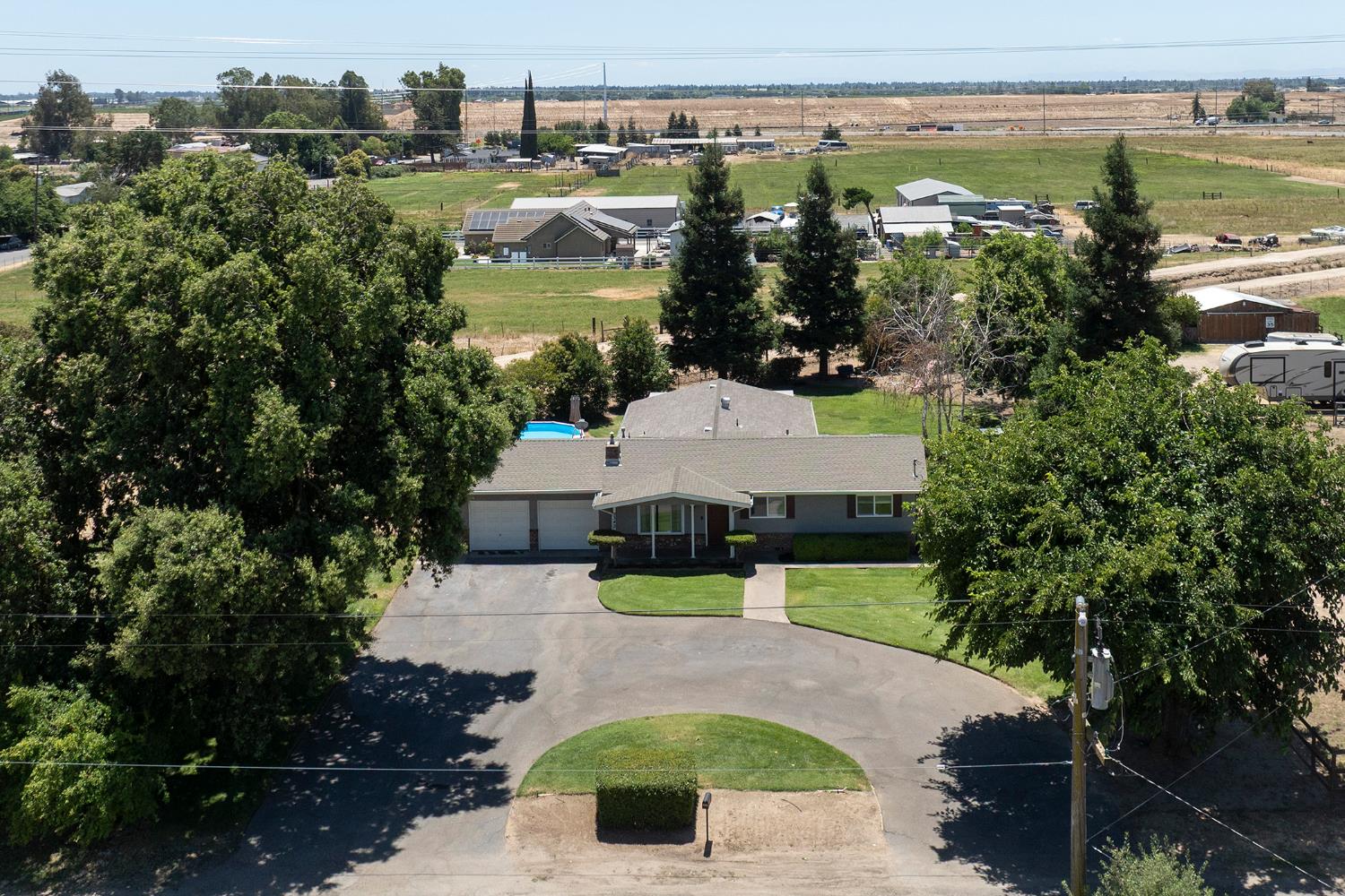 3342 Minniear Ave, Modesto, CA 95357