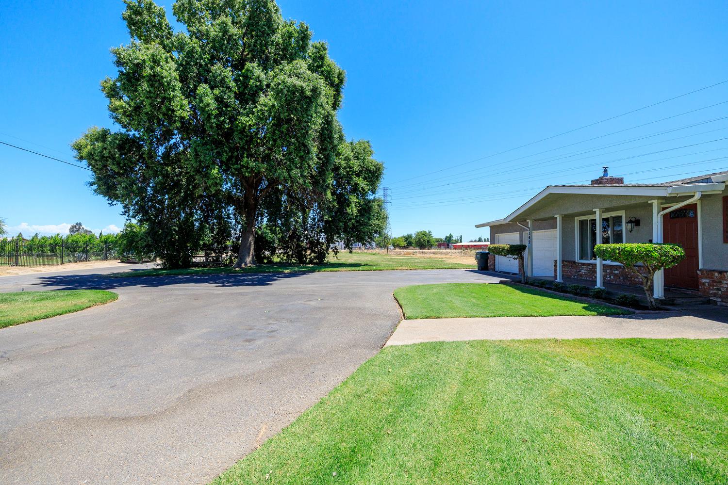 3342 Minniear Ave, Modesto, CA 95357