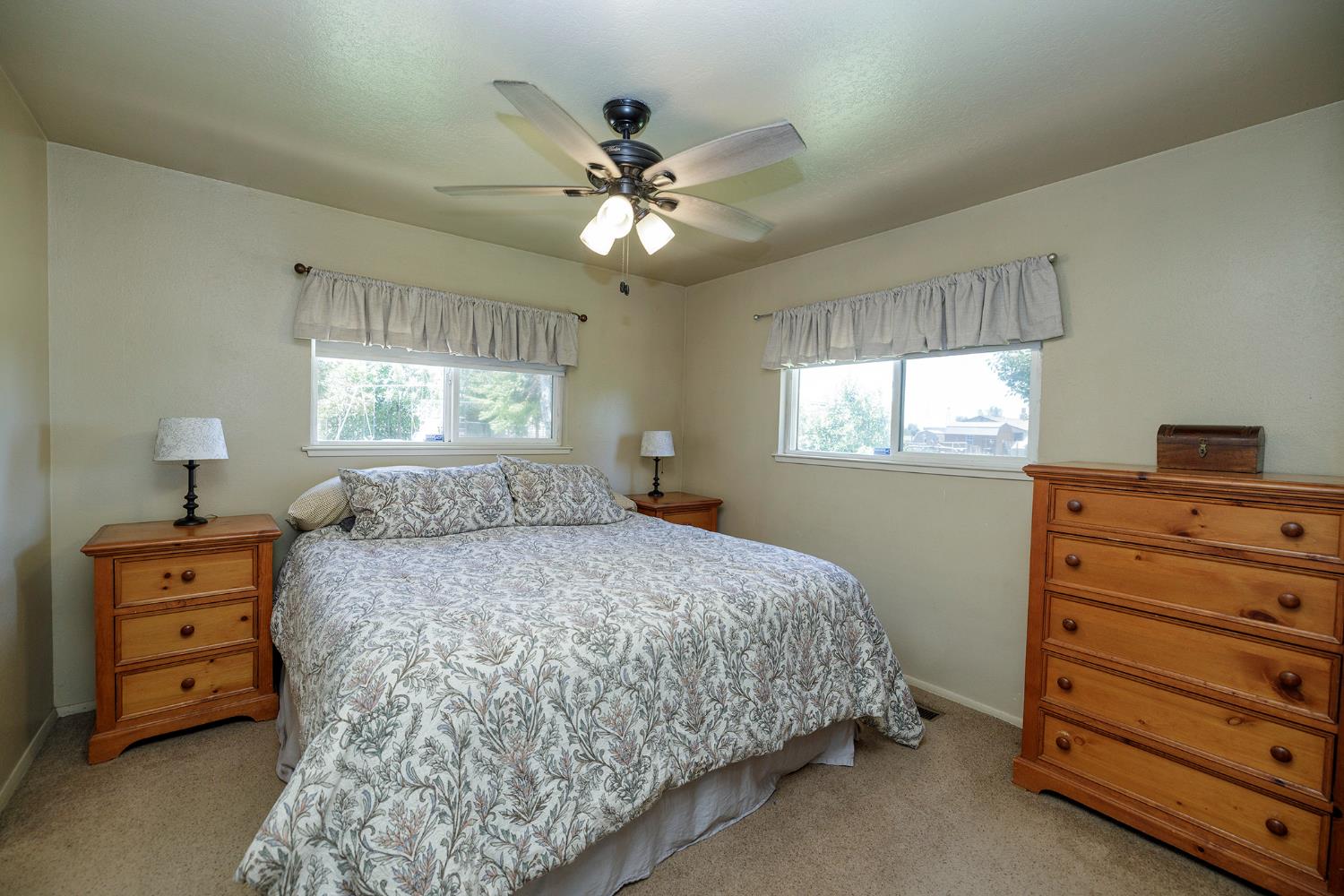 3342 Minniear Ave, Modesto, CA 95357