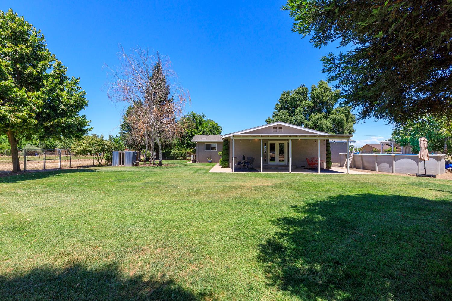 3342 Minniear Ave, Modesto, CA 95357