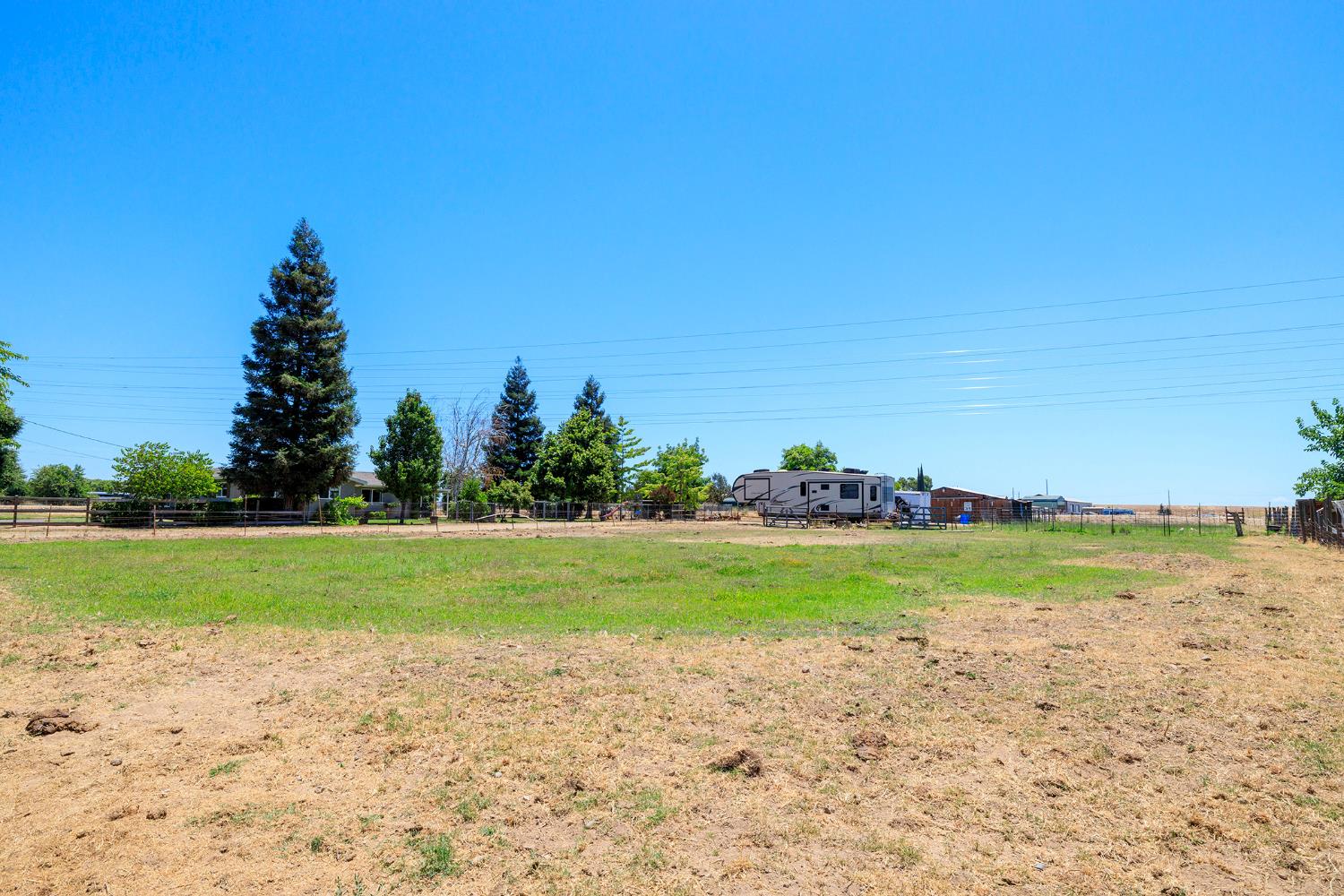3342 Minniear Ave, Modesto, CA 95357