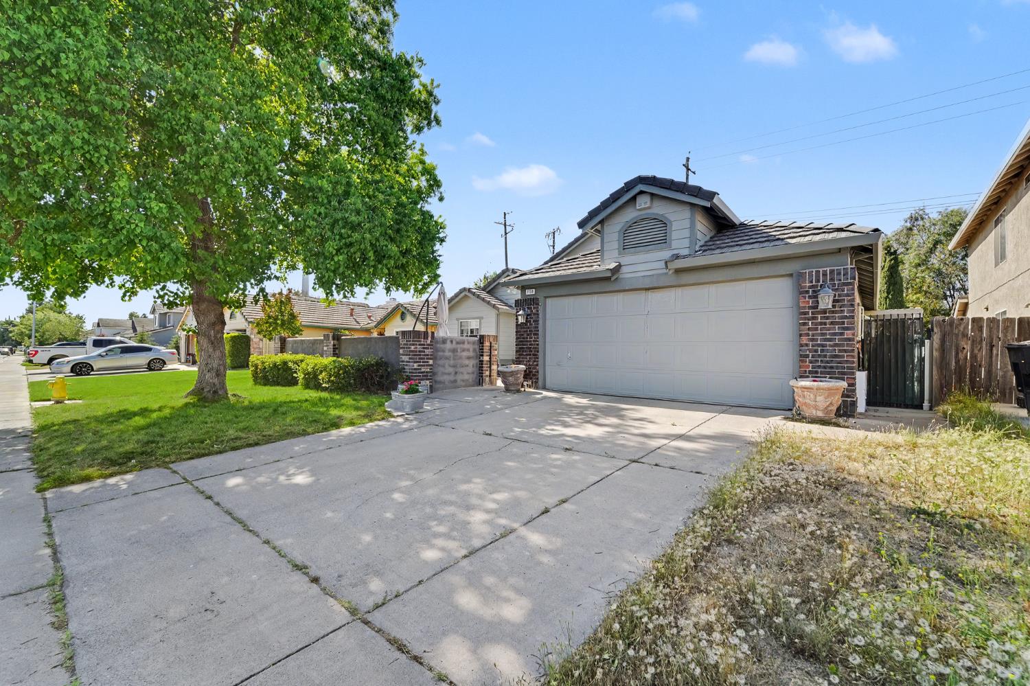 1750 E G St, Oakdale, CA 95361