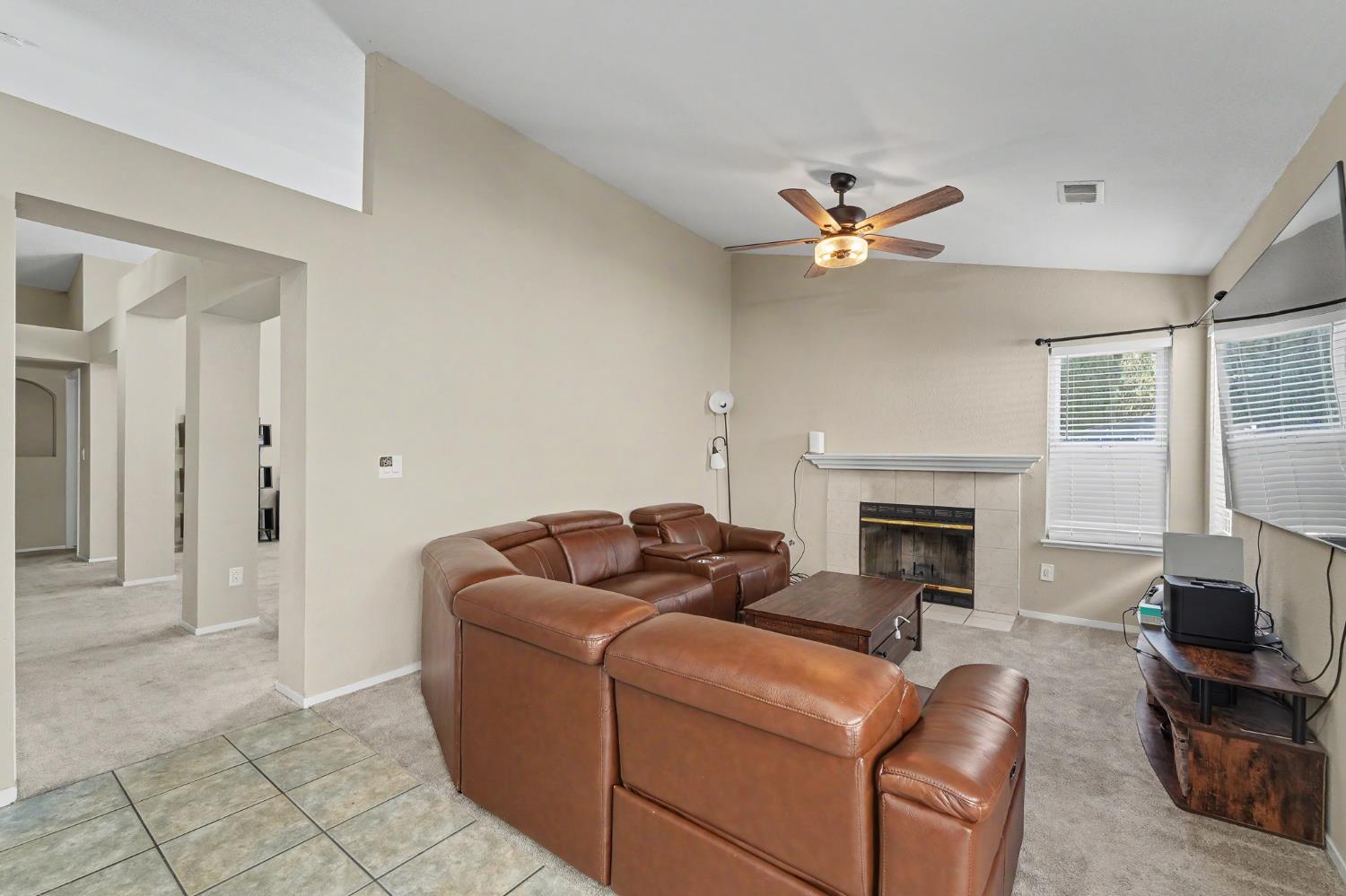 1750 E G St, Oakdale, CA 95361