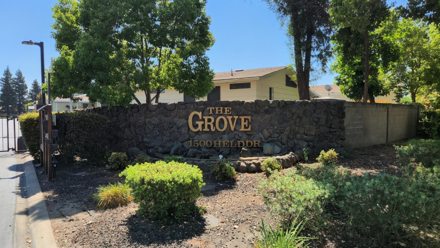 1500 E Held Dr #55, Modesto, CA 95355