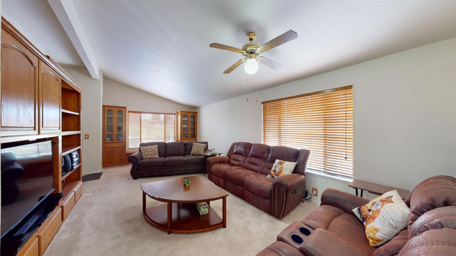 1500 E Held Dr #55, Modesto, CA 95355