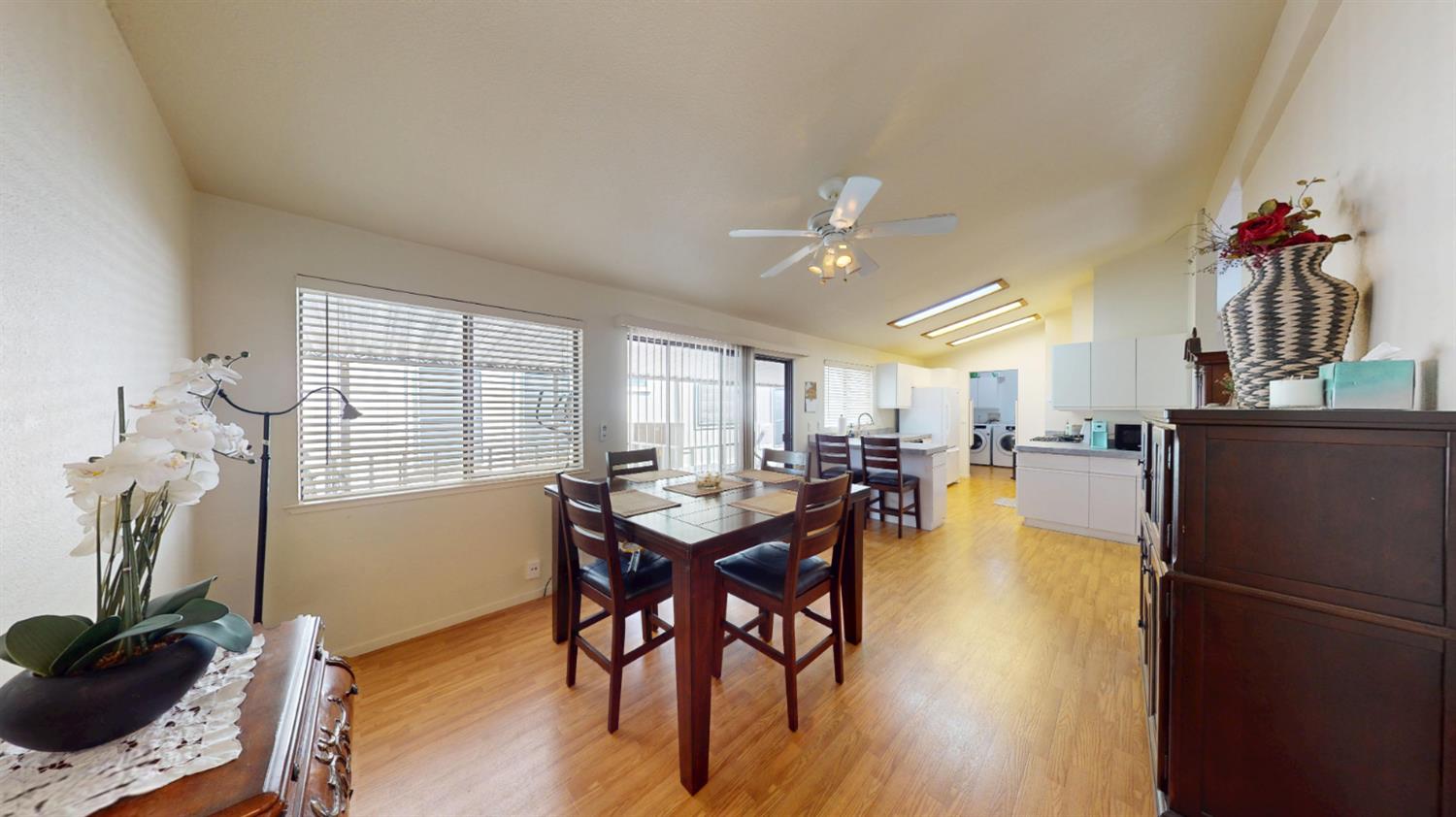 1500 E Held Dr #55, Modesto, CA 95355