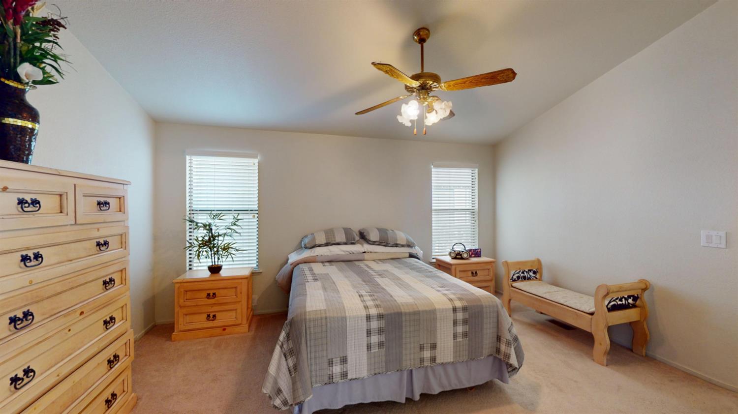 1500 E Held Dr #55, Modesto, CA 95355