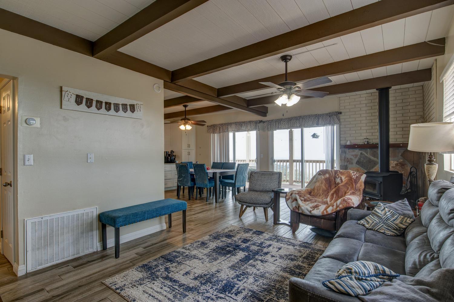 5874 Arbolada Dr, La Grange, CA 95329