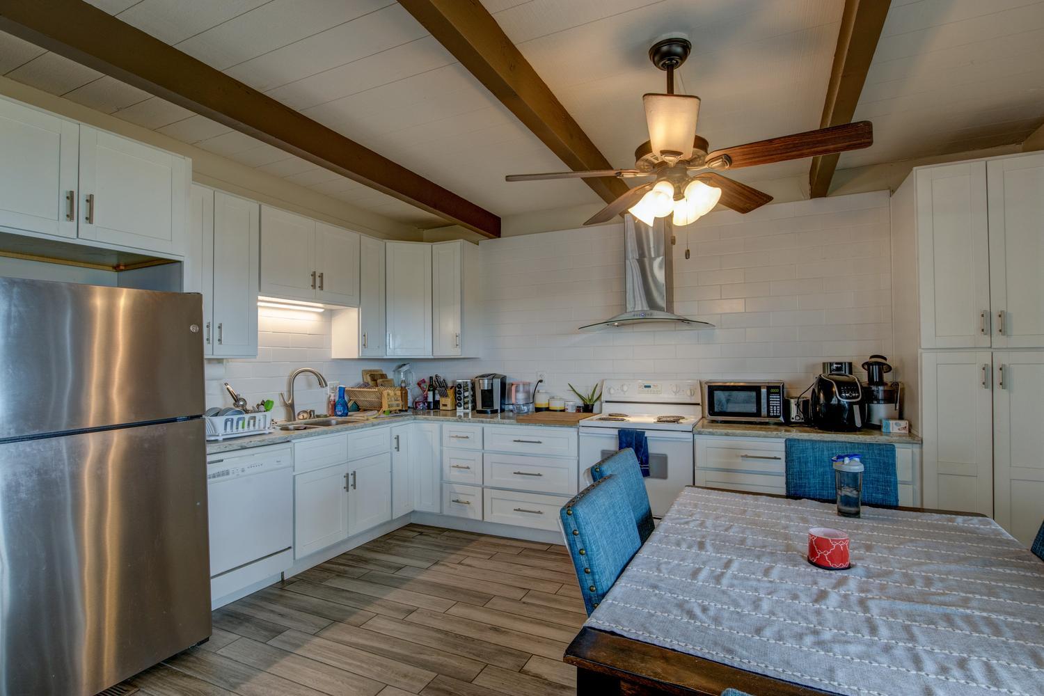 5874 Arbolada Dr, La Grange, CA 95329