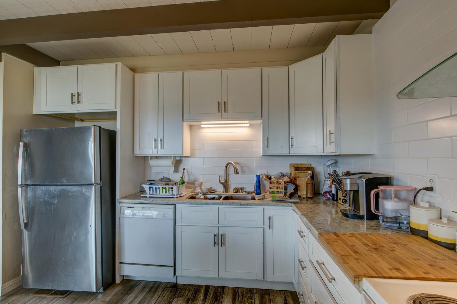 5874 Arbolada Dr, La Grange, CA 95329