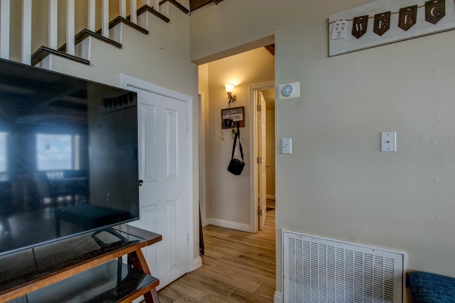 5874 Arbolada Dr, La Grange, CA 95329