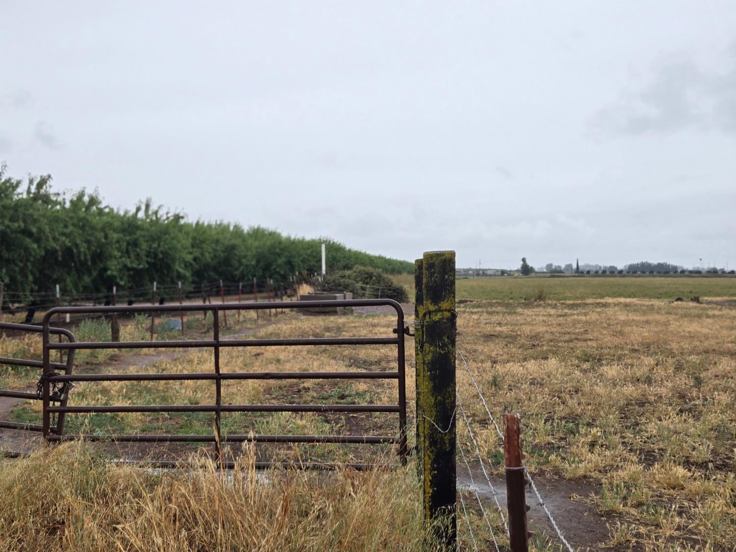 0 Claribel Rd, Oakdale, CA 95361