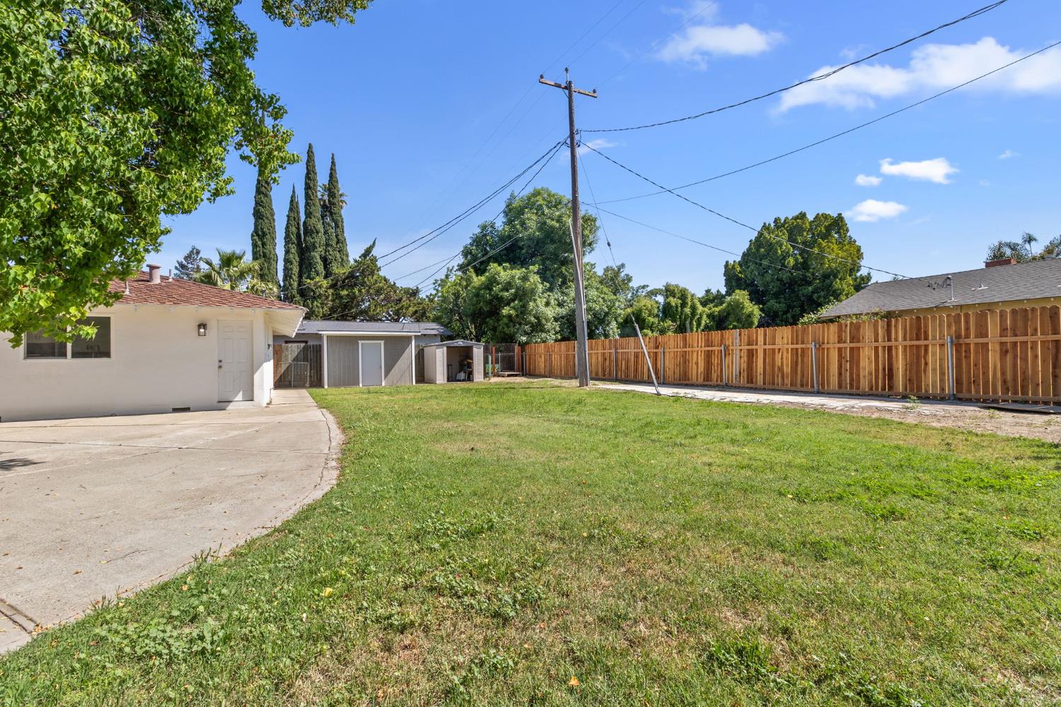 1408 Wallin Way, Modesto, CA 95351