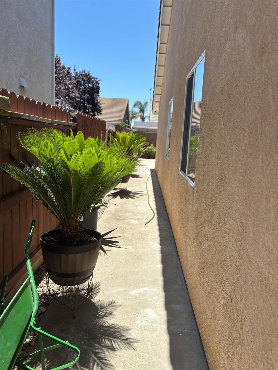 868 Alcoy Dr, Ceres, CA 95307
