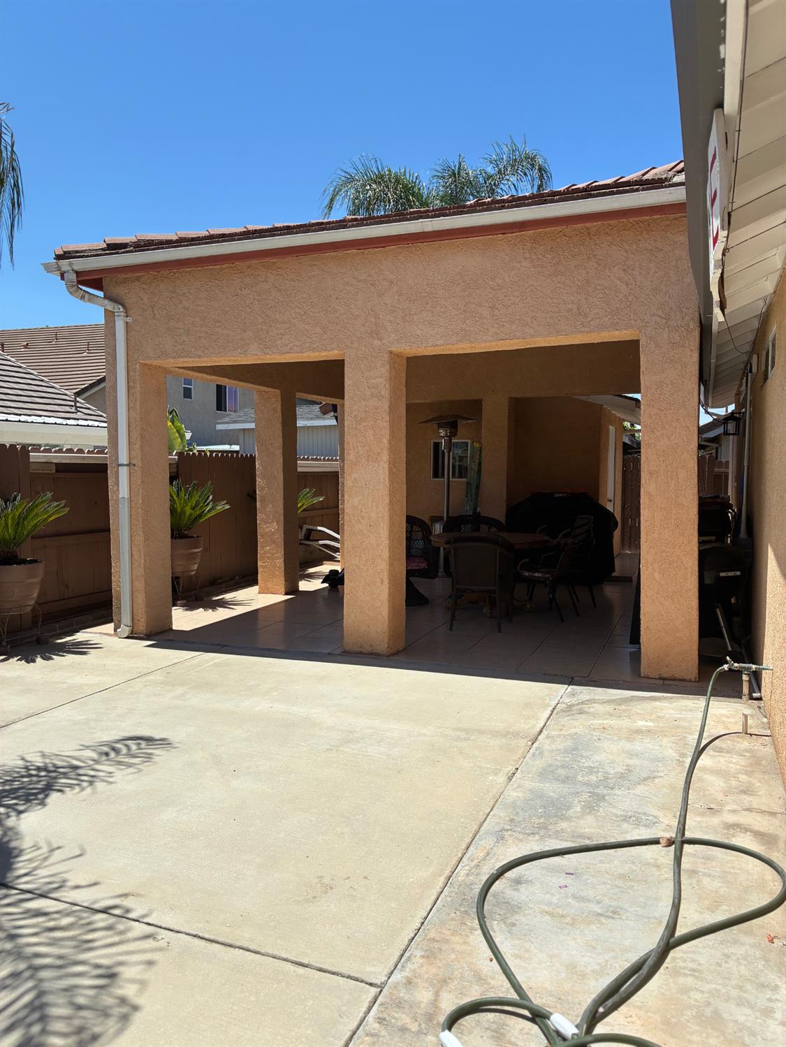 868 Alcoy Dr, Ceres, CA 95307