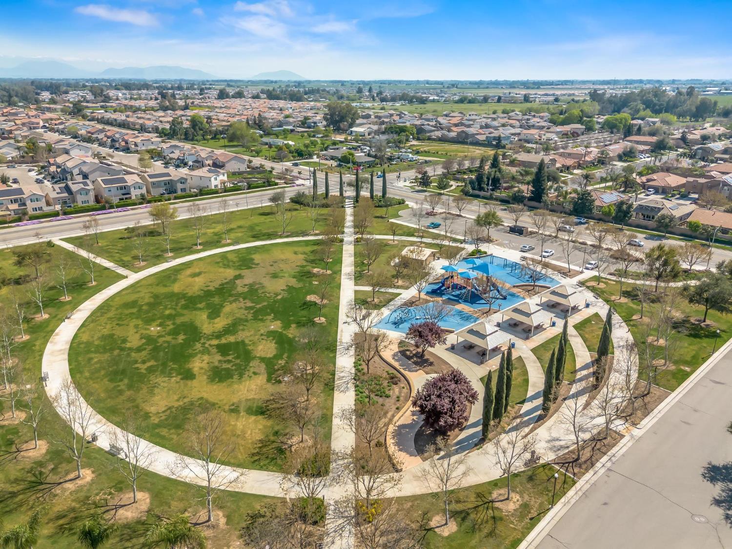 1178 Blackwood Ave, Clovis, CA 93619