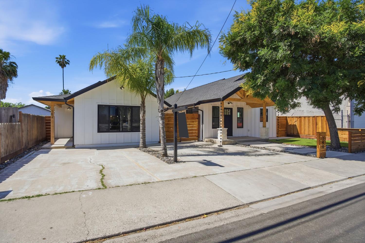 142 E Coolidge Ave, Modesto, CA 95350