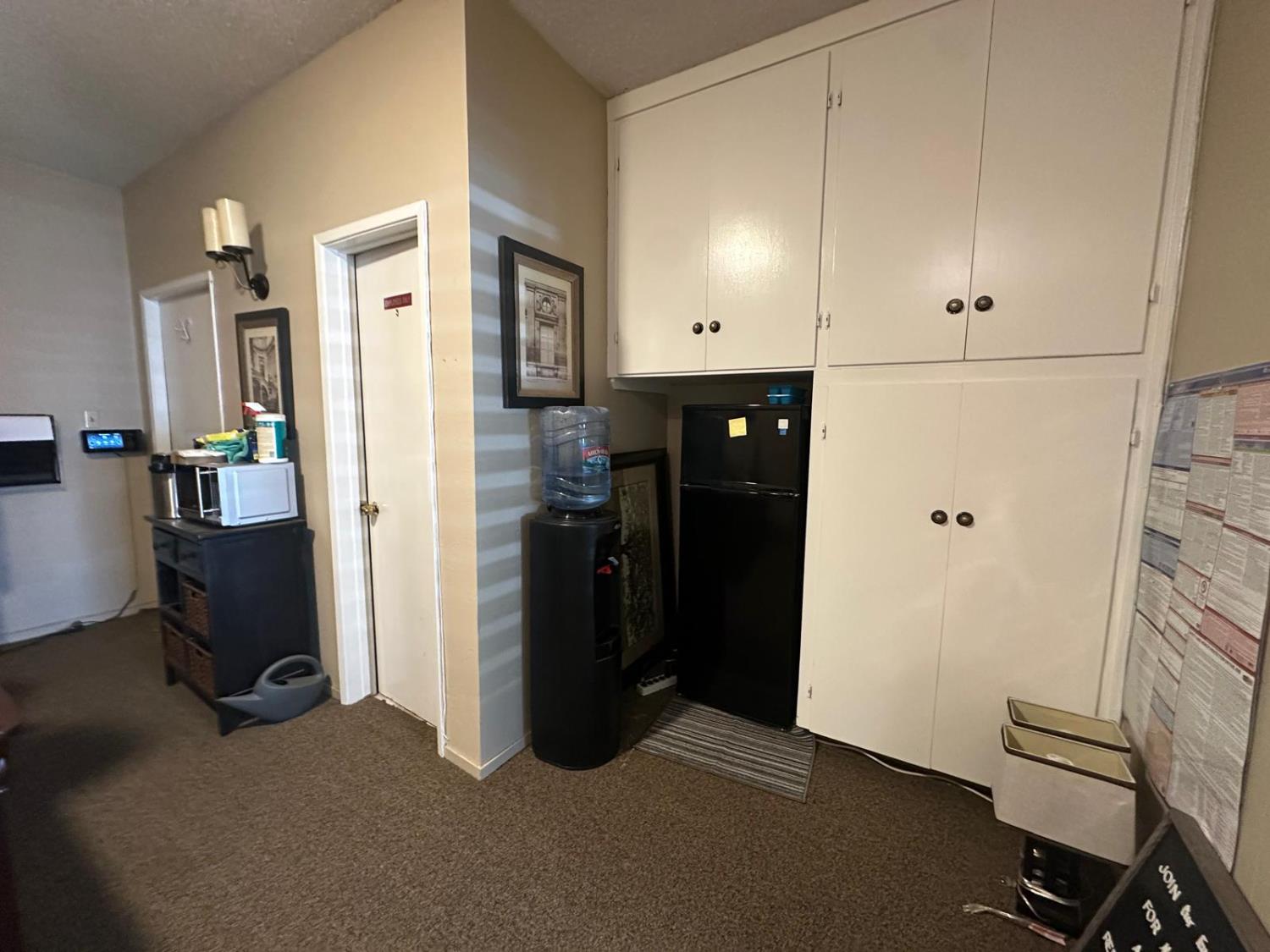 2561 5th St, Ceres, CA 95307