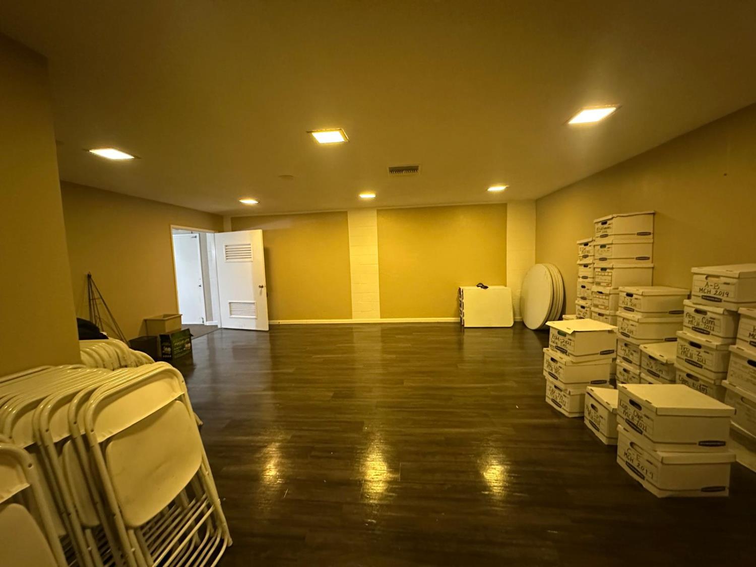 2561 5th St, Ceres, CA 95307