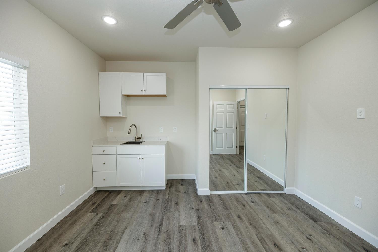 720 N 2nd St, Patterson, CA 95363