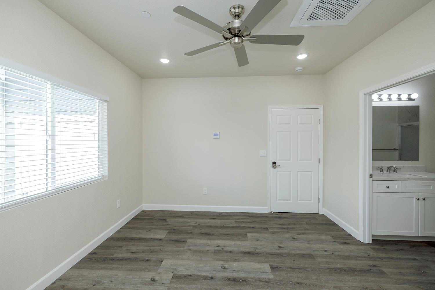 720 N 2nd St, Patterson, CA 95363